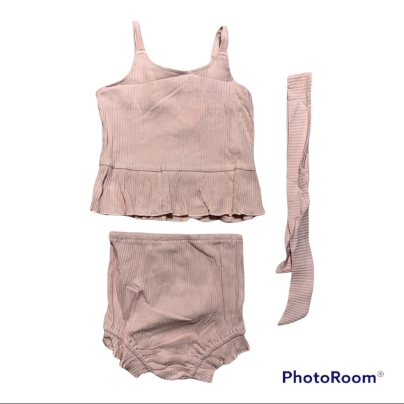 Adorable Pink Toddler Outfit 18-24 Months - Picture 2 of 2